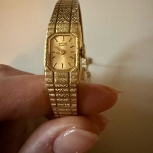Seiko Gold Tone Women's Rectangular Bracelet Watch